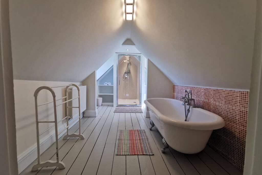 Monreith Cosy, Coastal Retreat With A Large Gardenヴィラ エクステリア 写真