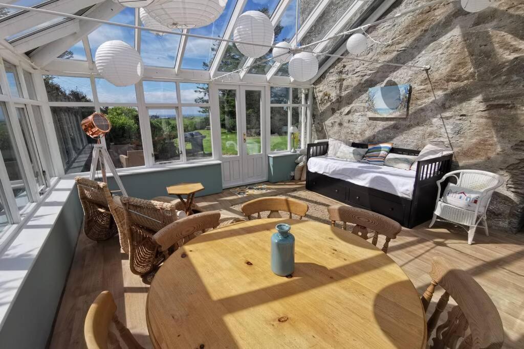 Monreith Cosy, Coastal Retreat With A Large Gardenヴィラ エクステリア 写真